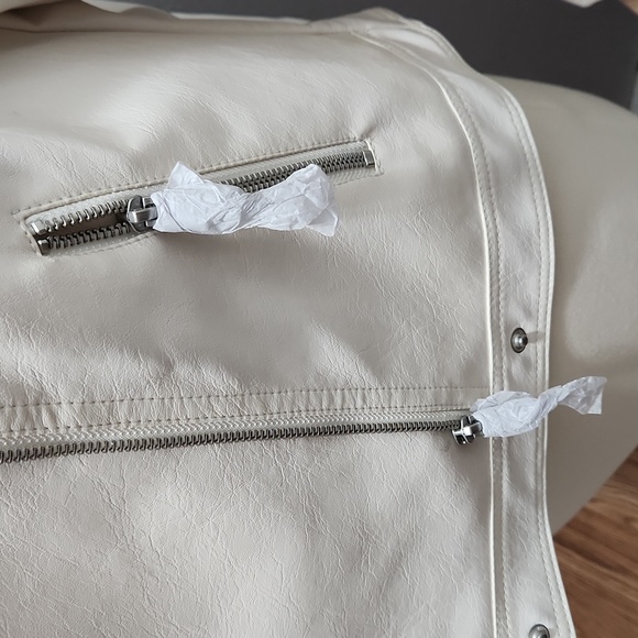 Jacket - Picture 6 of 11